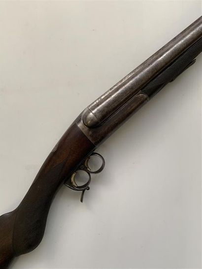 null Rare fusil juxtaposé Idéal cal. 20, canon Damas, pontet lunette (avant 1908)
N°4978....