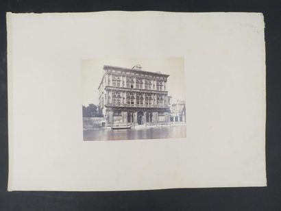 null Francis FRITH (1822-1898)
Vue de Venise
Trois tirages photographiques.
Cachet...