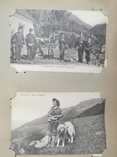 null Très intéressant album de cartes postales anciennes (environ 430 CPA) dont Pyrénées,...