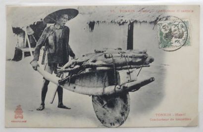 null INDOCHINE, JAPON, CHINE - Classeur comprenant environ 115 cartes postales anciennes...