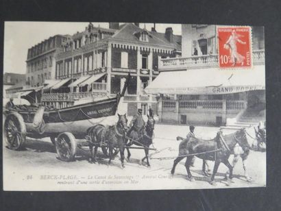 null FRANCE / PARIS - Classeur comprenant environ 154 cartes postales anciennes ...