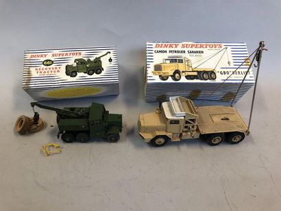 null DINKY TOYS - Lot de 2 miniatures militaires :
- réf 661 : RECOVERY Tractor,...