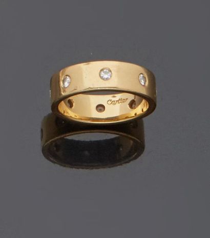 null CARTIER alliance Love

Large 18 k (750 thousandths) yellow gold "LOVE" ring...