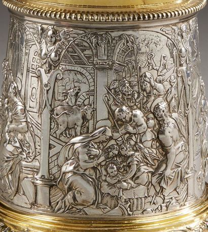 null AUGBOURG 1697 - 1699

Chope couverte en argent et vermeil de forme tronconique....