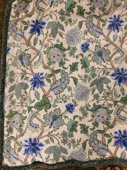 null Paire de rideaux en coton imprimé d'une indienne coloris bleu et vert, doublure...
