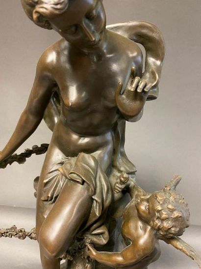 null D'après Mathurin MOREAU (1822-1912)

Vénus réprimandant l'Amour

Bronze à patine...