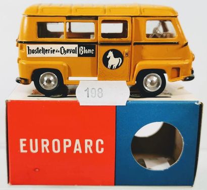 null CIJ EUROPARC: Estafette micro-car « HOSTELLERIE du CHEVAL BLANC » 3/92.
