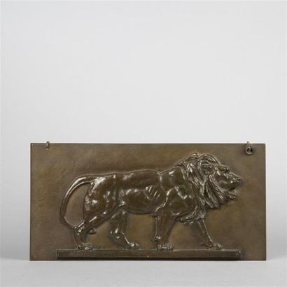 null Jules BENNES d'après BARYE

Lion marchant.

Bas-relief rectangulaire en bronze...