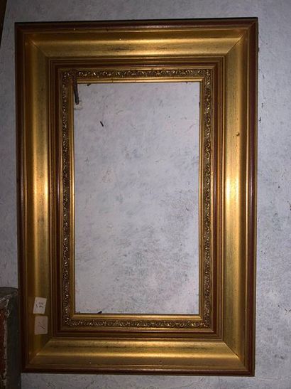 null Set of two frames, one in wood and gilded stucco in the Louis XIV style with...