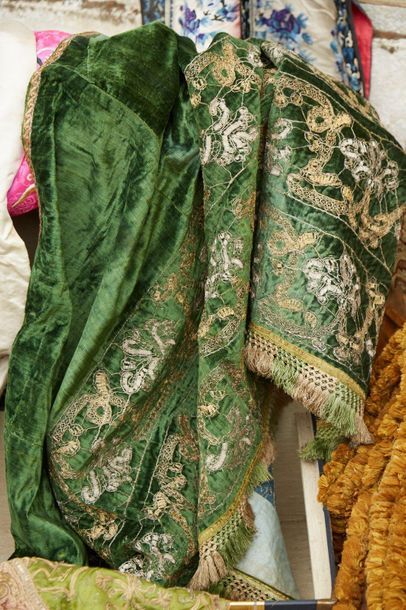 null Green silk velvet fabric embroidered with gold and silver threads with wool...