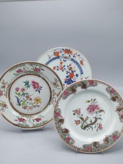 null CHINE, Compagnie des Indes - XVIIIe siècle

Trois assiettes en porcelaine dont...