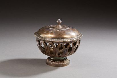 null A. AUCOC - Covered silver bowl with openwork decoration of mantling, gadroon...