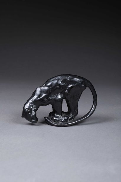 null François POMPON (1855 - 1933)

"Panther playing".

Bronze with black patina.

Signed...