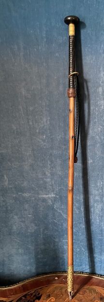 null Shepherd's cane called "makhila" in medlar and leather