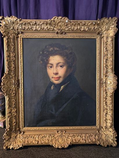 null School of the beginning of the XIXth century

Portrait of a young man

Oil on...
