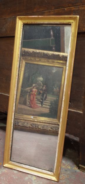 null Rectangular mirror in gilded wood.

68,5 x 27 cm