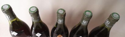 null 5 bouteilles CHABLIS Grand cru "Les Presuses" 1984 Long DEPAQUIT 

Couleur très...