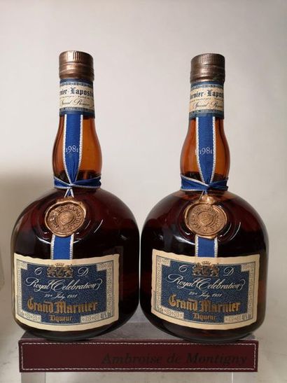 null 2 bouteilles GRAND MARNIER Edition "Royal Celebration - 29th July 1981". En...