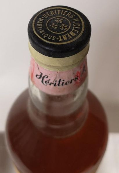 null 1 bottle of PUNCH MARTINIQUAIS PUNCH with CLEMENT RUM "Grappe Blanche" - Les...