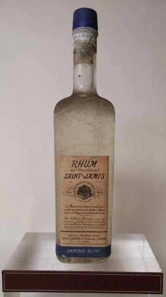null 1 bouteille RHUM Saint James "Imperial Blanc" Années 50 - 60 Capsule bleue.