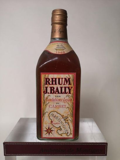 null 1 bouteille RHUM J.BALLY "Plantation Lajus du Carbet" - Martinique 1960

Etiquette...