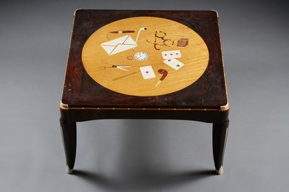 null 
Léonard Tsuguharu FOUJITA (1886-1968)
 
Table basse en placage de bois vernis...
