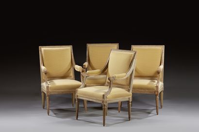 null Suite de quatre fauteuils d'époque Louis XVI, en bois laqué gris à dossiers...