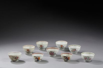 null Neuf petits bols différents en porcelaine de la Chine.

Chine XVIIIe et XIXe...