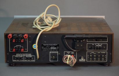null MARANTZ 2230 ampli-tuner de 1972. 2 x 30 W, damping de 45, entrée phono, poids...