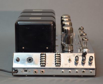 null MCINTOSH MC275

Légendaire amplificateur McIntosh MC275 de 1970, entièrement...
