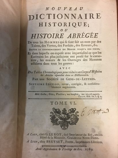 Nouveau dictionnaire historique. A Caen chez...