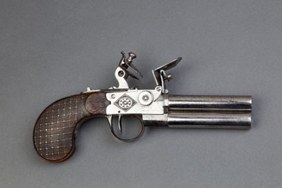 null Flintlock box pistol, two shots. 

Superimposed round barrels, punched of Liege....