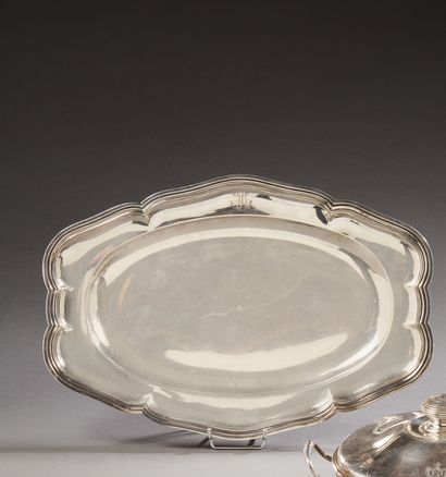 null PARIS 1765 - 1766

A silver dish of oval poly-lobed shape with ribs, moulded...