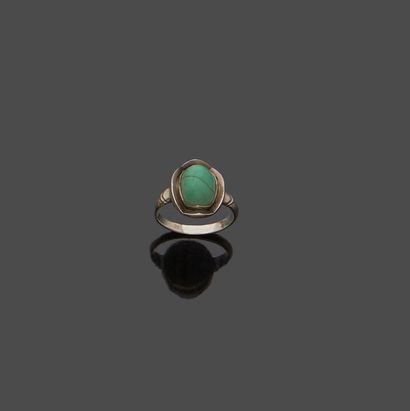 null Christian FJERDINSTAD (1891-1968)

Silver ring set with a turquoise cabochon...