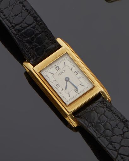 null JAEGER - Montre bracelet d'homme en or jaune 18 k (750 millièmes), cadran rectangulaire...