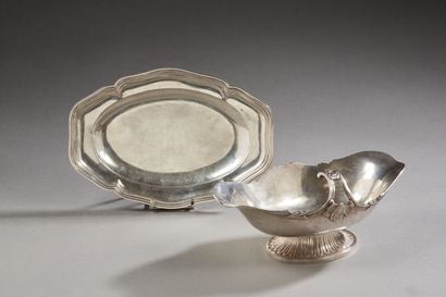 null VERDUN 1785 - 1789

Sauceboat of oval form with two silver spouts and a mobile...