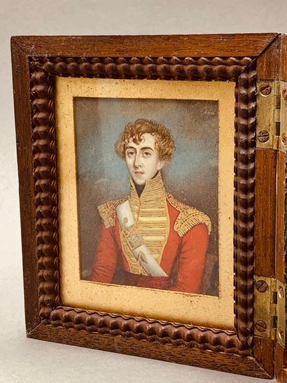null Ecole FRANCAISE du XIXe siècle

Portrait de jeune officier

Miniature dans son...