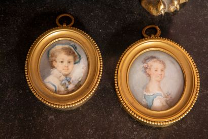 null 
Ecole FRANCAISE du XIXe siècle




Deux miniatures représentant un garçon au...