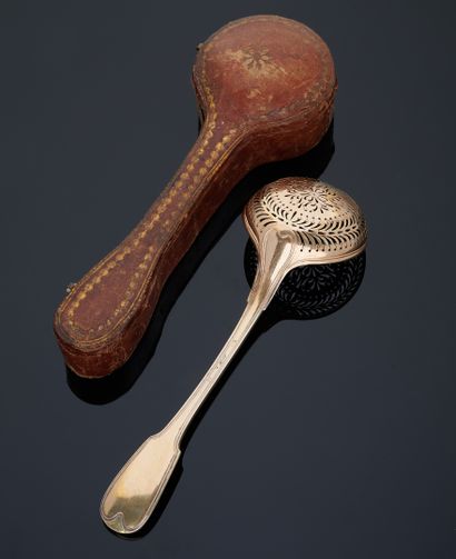 null PROVINCE 1798 - 1809

Cuiller à sucre en vermeil modèle filet, dans son écrin...