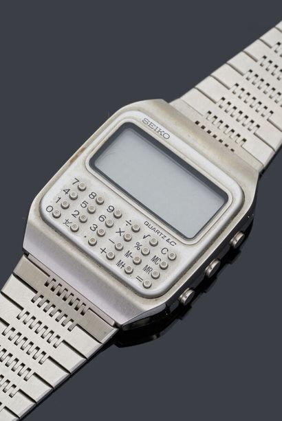 null Seiko calculator watch in steel. 

Circa 1970/1980.

N° 7D8207
