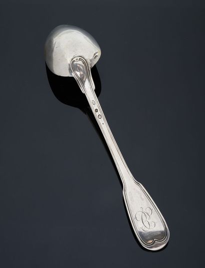 null Stew spoon in silver net model, engraved with a monogram. (Wear)

Marked with...