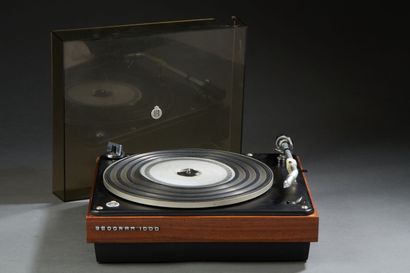 null BANG & OLUFSEN BEOGRAM 1000. Turntable of the years s1960, three speeds, 33,...