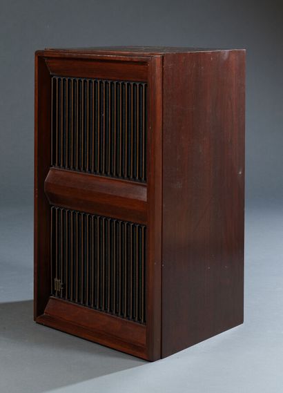 null McINTOSH ML-1C, very aesthetic and musical pair of four-way speakers from the...