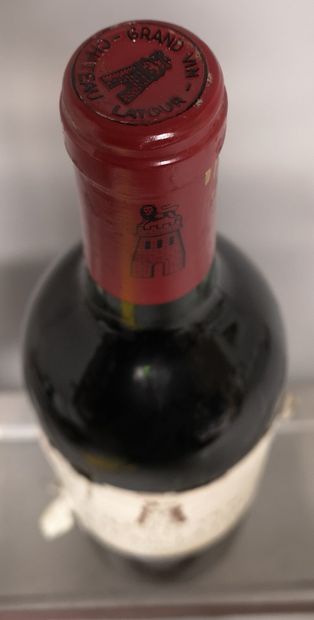 null 1 bouteille Château LATOUR - 1er Gcc Pauillac 1987


Étiquette légèrement tachée...