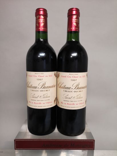 null 2 bouteilles Château BRANAIRE (Duluc-Ducru) - 4e Gcc Saint Julien 1997


Une...