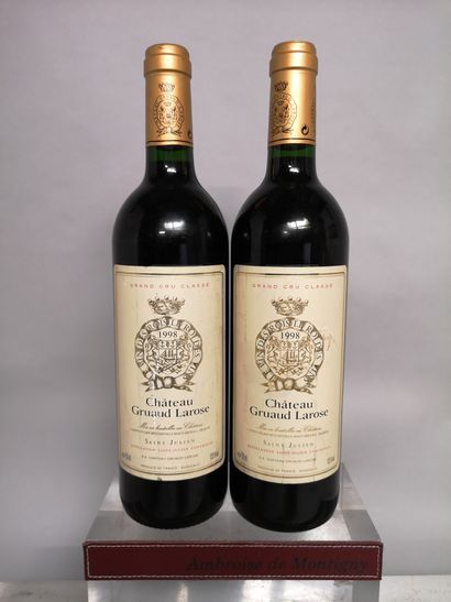 null 2 bouteilles Château GRUAUD LAROSE - 2e Gcc Saint Julien 1998


Étiquettes légèrement...