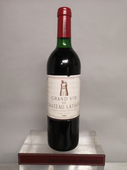 null 1 bouteille Château LATOUR - 1er Gcc Pauillac 1981


Étiquette légèrement tachée...