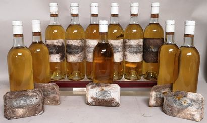 null 11 bouteilles PAVILLON BLANC du Château Margaux - Margaux A VENDRE EN L'ETAT....