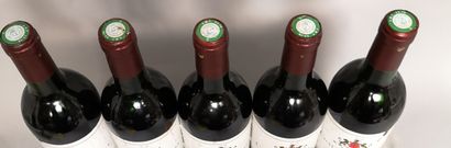 null 5 bouteilles Château MOULINET - Pomerol 1990


Étiquettes légèrement marquées...