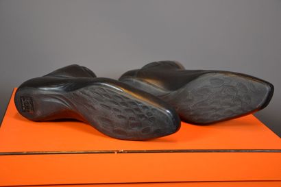 null Edition d'Art par Zaha Hadid pour Lacoste. 

Chaussures homme Édition limitée....